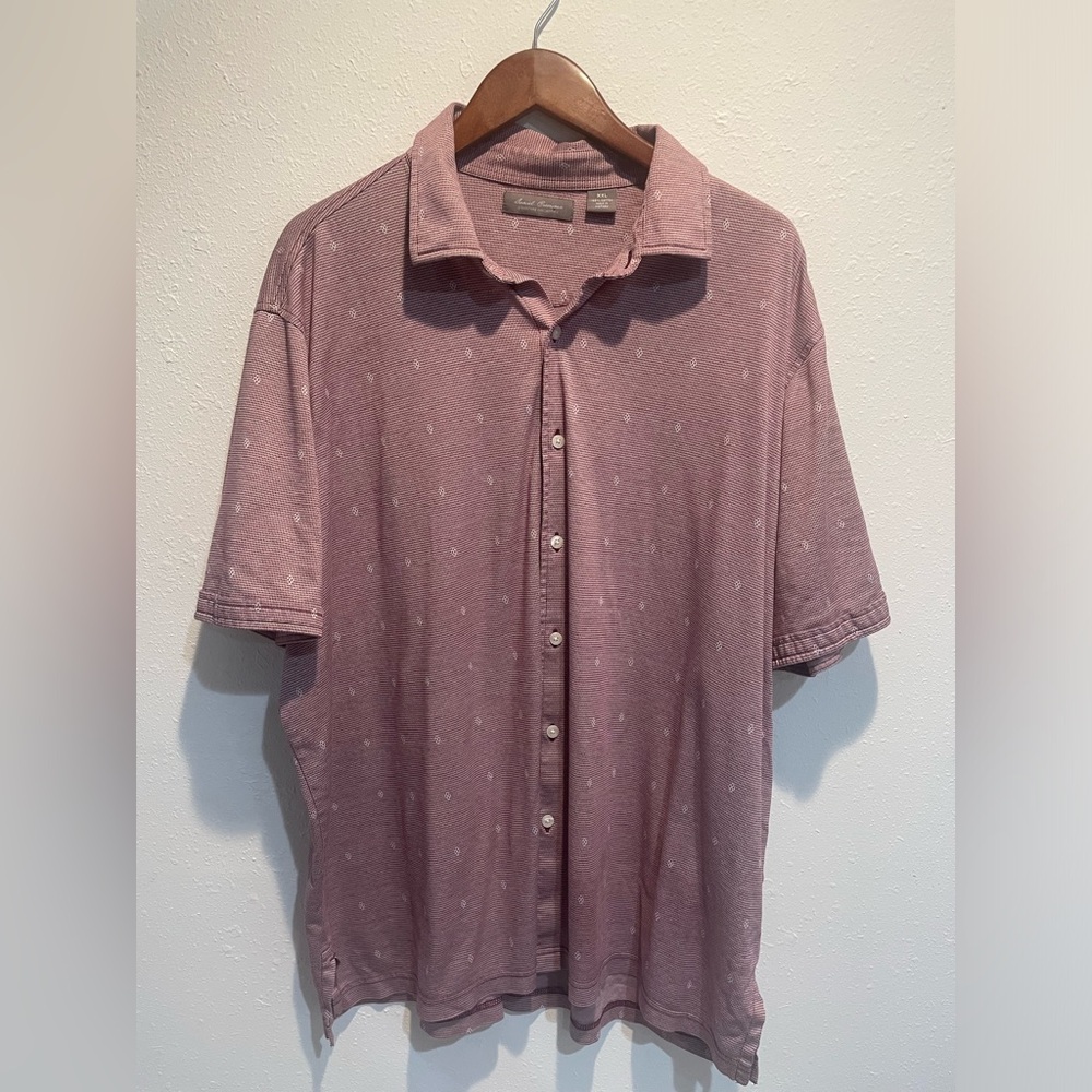 DANIEL CREMIEUX Signature Collection button down shirt. EUC so comfy!
